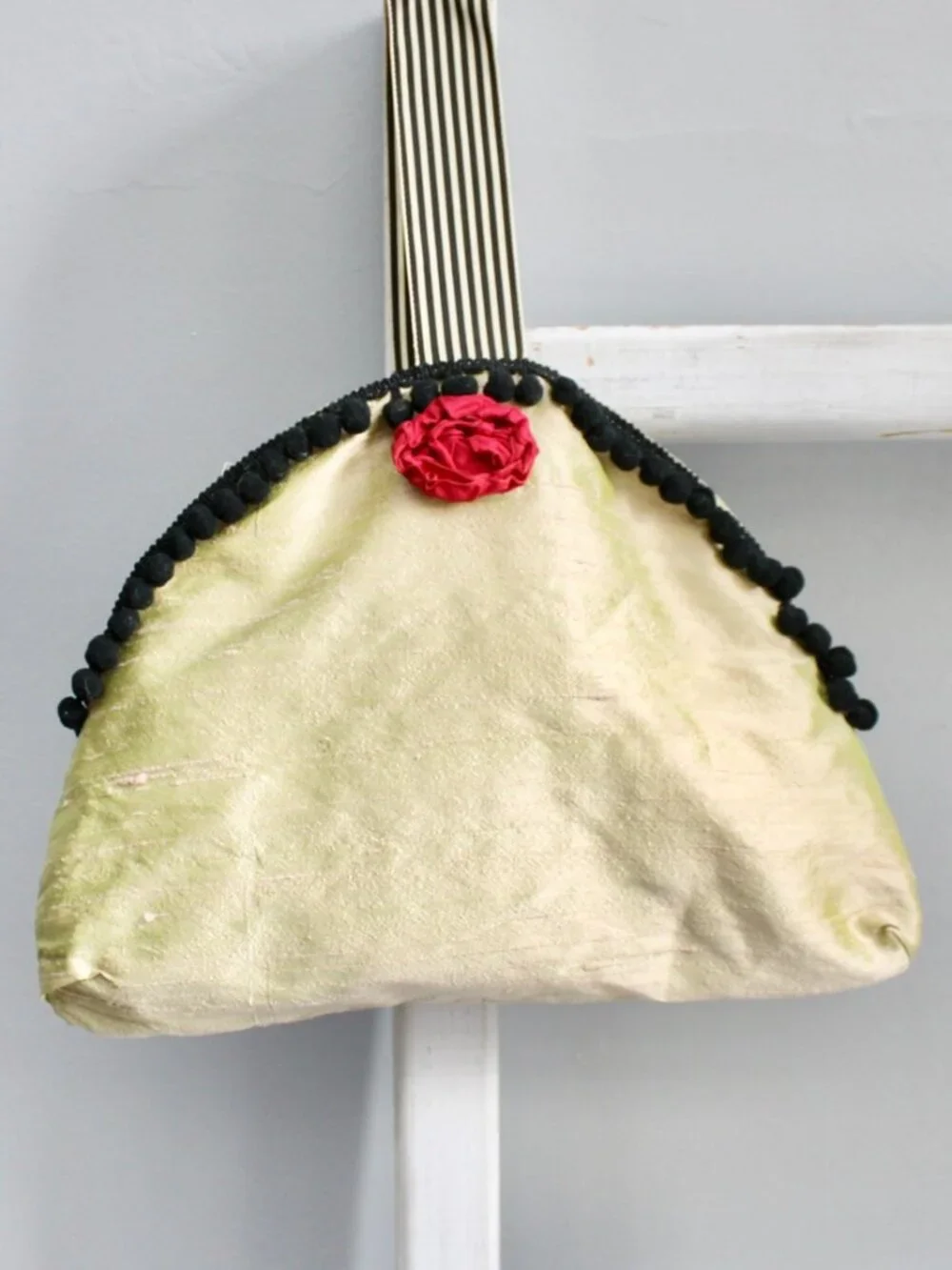 Vintage Gold Satin Red Rosette Pom-Pom Cocktail Party Handbag Wristlet